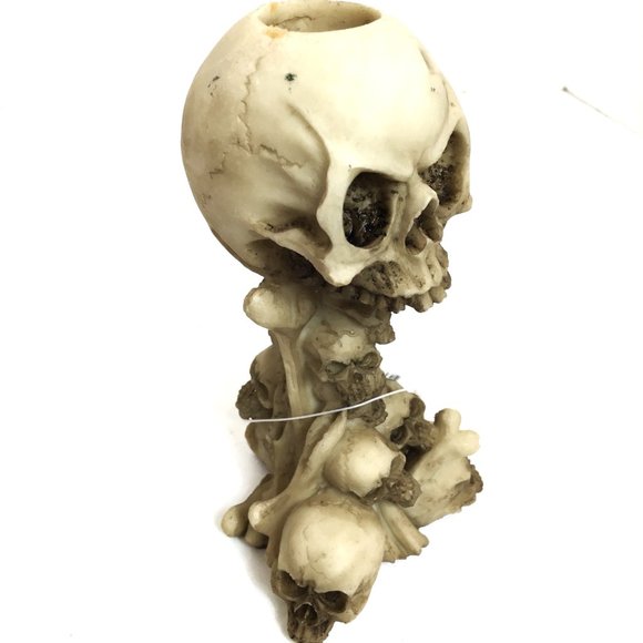 Skull stack Candle Holder Halloween 5.5" - Picture 2 of 9